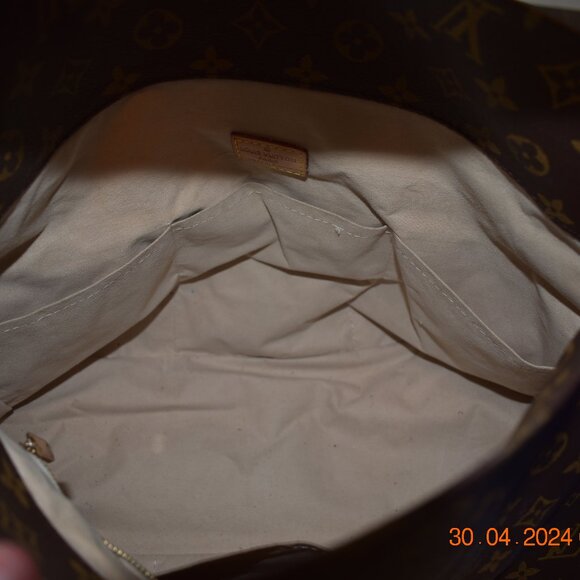 Louis Vuitton Artsy MM Monogram Canvas Shoulder/Hobo Bag- Gently used - Picture 14 of 16